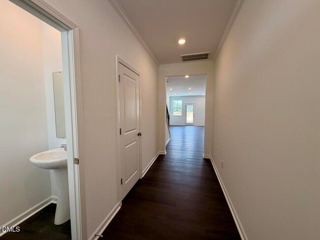 Building Photo - 134 Blossom Fld Wy