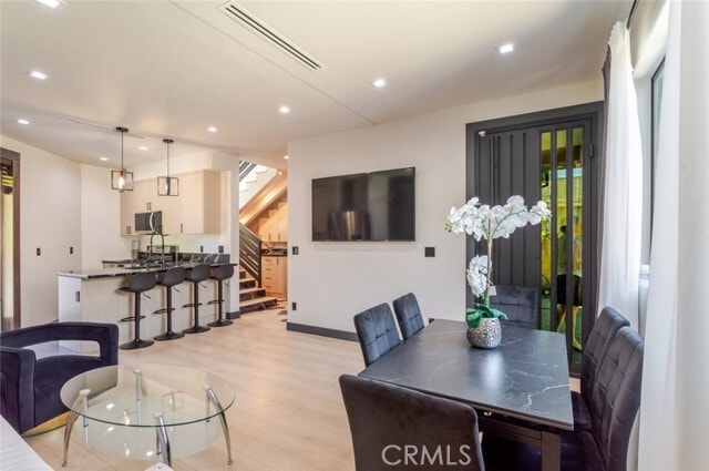 Building Photo - 8252 Morse Ave