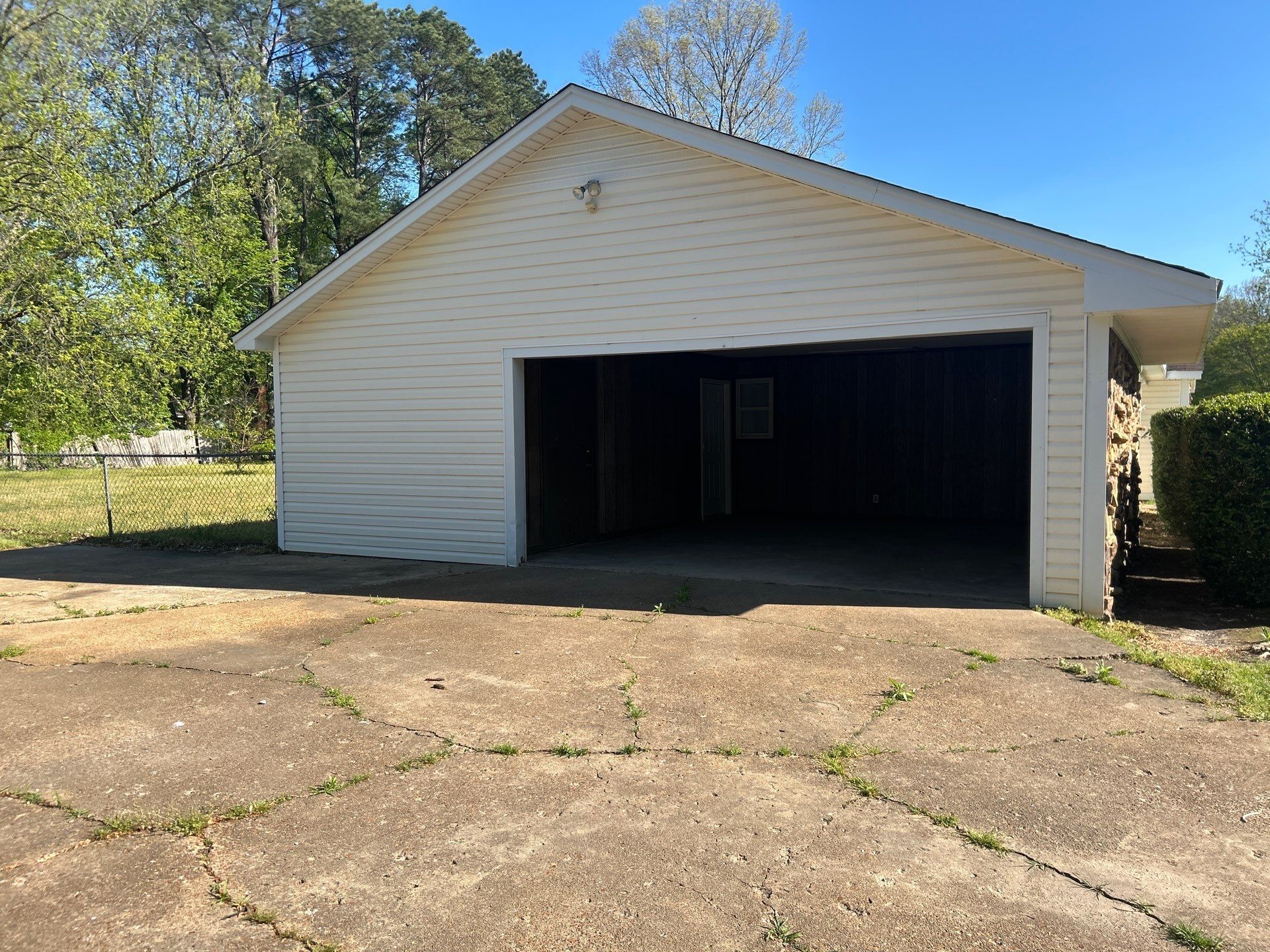 Building Photo - 40 Fairway Cv