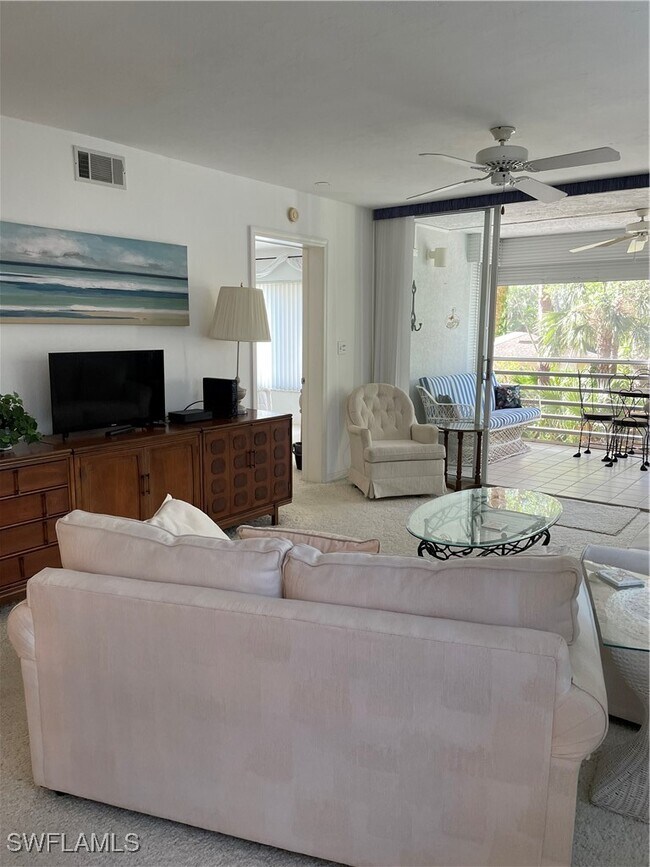 Building Photo - 15191 Cedarwood Ln