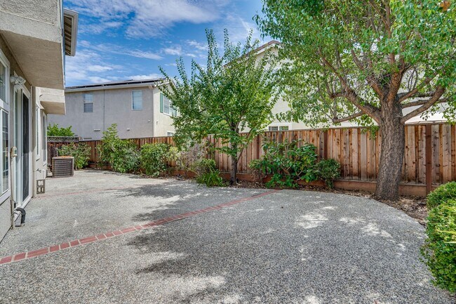 Building Photo - Luxury 5BR North San Jose Home | 2,680 Sq. Ft. | Minutes to BART, Levi's Stadium & Silicon Valley...