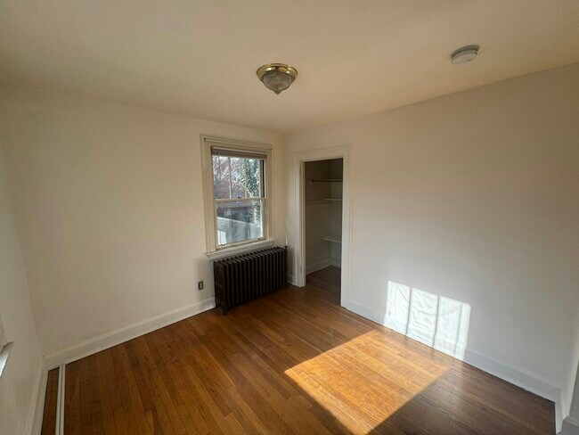 Building Photo - 3431 Telford St