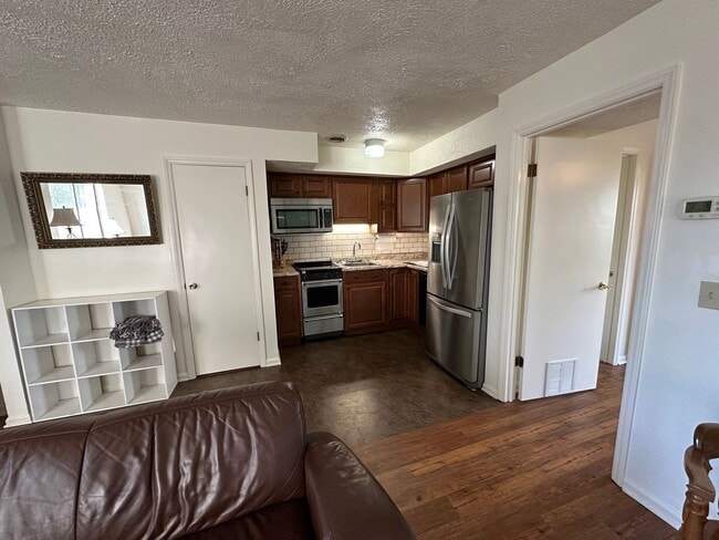 Building Photo - Radford; Three Bedroom, Two Bath partially furnished Townhome available now