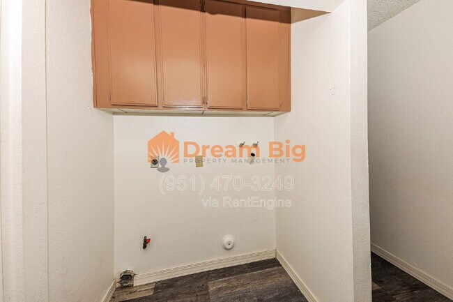 Building Photo - 12365 Marquette Ct