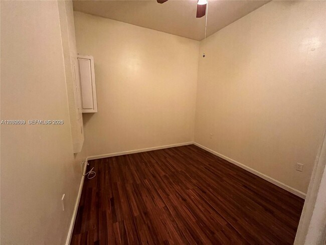Building Photo - 2240 Portofino Ave