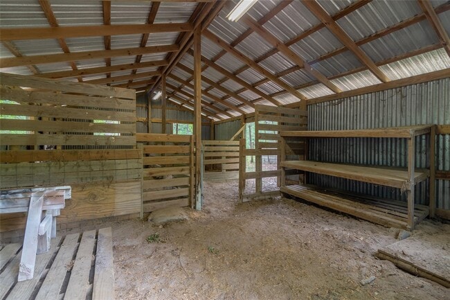 Building Photo - 14701 Cedar Ln Loop