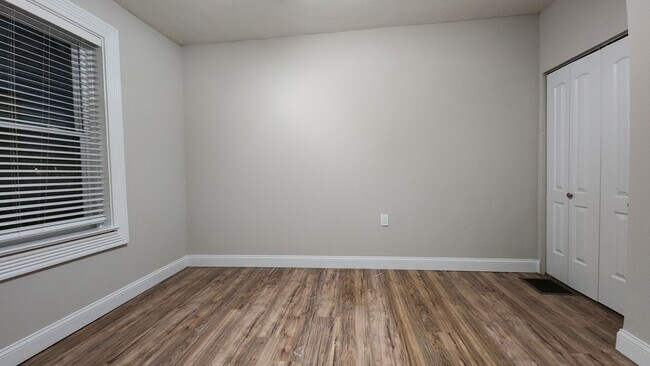 Building Photo - 1029 Central Ave