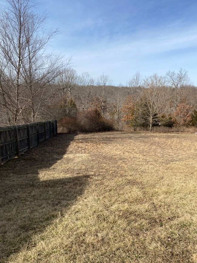 Building Photo - 16785 Huntington Ln