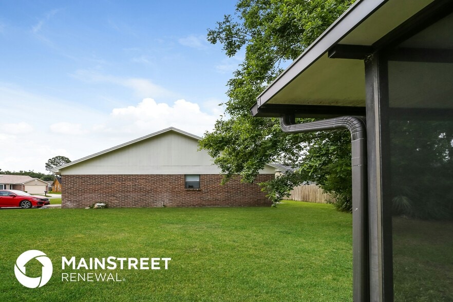 Building Photo - 11783 Mallard Ln
