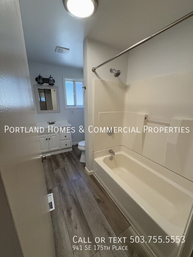 Building Photo - 941 SE 175th Pl