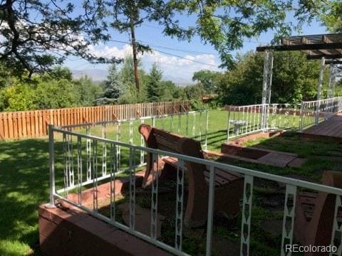 Building Photo - 33 Skyline Dr