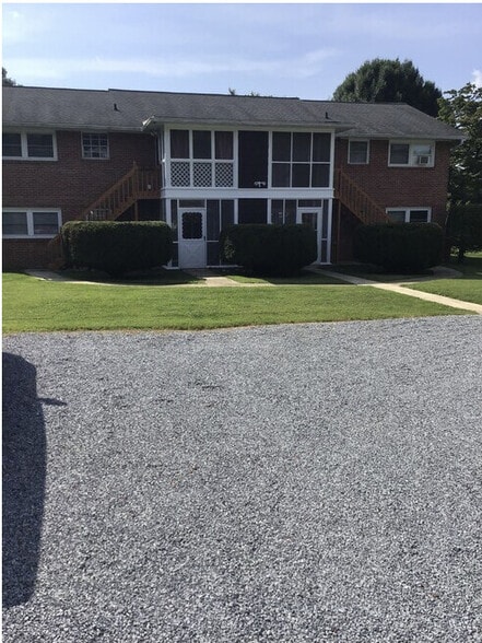 Building Photo - Shea Apartments