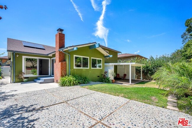 Building Photo - 4076 Tropico Way