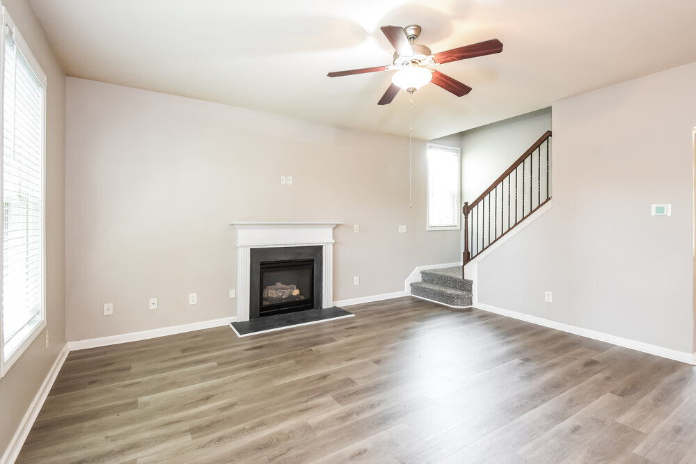 Building Photo - 928 Upland Ives Dr