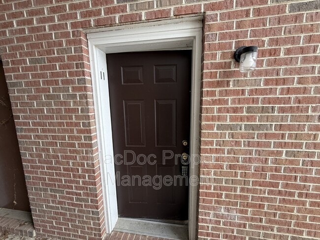 Building Photo - 9298 Hayden Dr