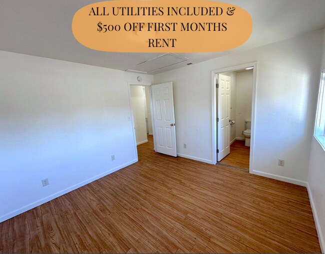 Building Photo - ALL UTILITIES INCLUDED!! $500 OFF FIRST MONTHS RENT!! Sparks 2 bedroom, 2.5 bath - Available Now!!