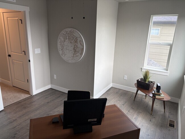 Building Photo - 6071 Goodnight Ave