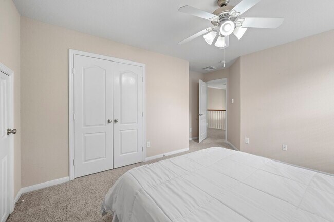 Building Photo - 9431 Thurber Ridge Dr