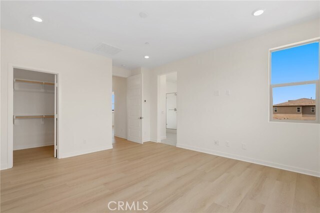 Building Photo - 306 Chorus