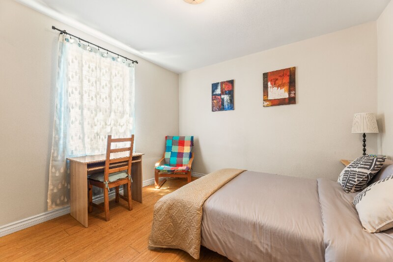 Building Photo - 7452 Jamieson Ave