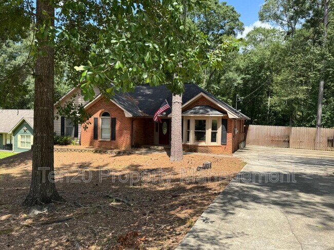 Building Photo - 173 Lee Rd 508