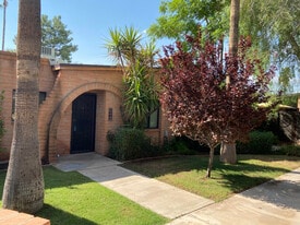 Building Photo - 3046 N 32nd St