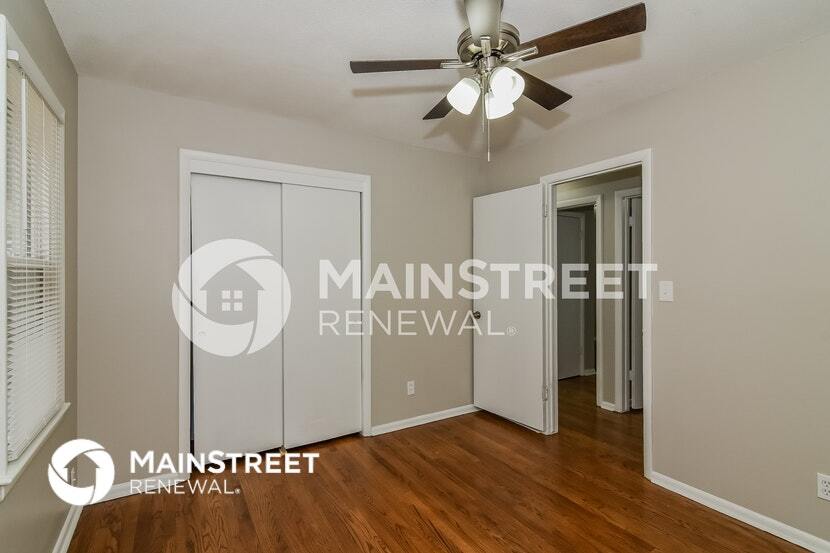 Building Photo - 9302 Fairwood Dr