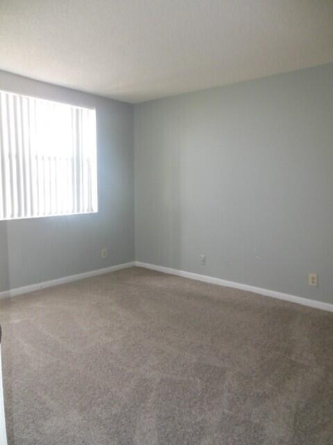 Building Photo - 734 Executive Center Dr