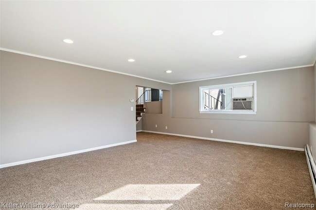 Building Photo - 14377 Cranston St