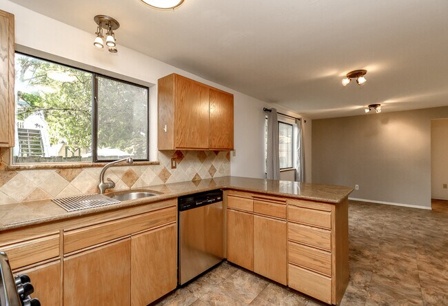 Building Photo - 3223 S 372nd St