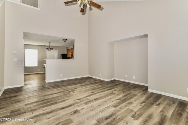 Building Photo - 6226 Maravian Dr