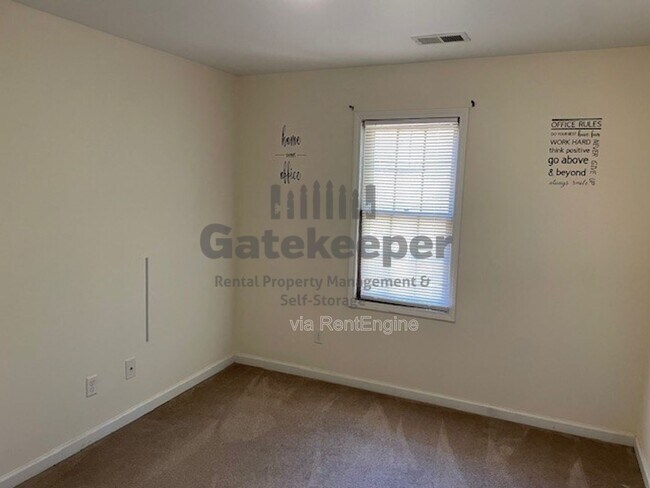 Building Photo - 145 Princeton Trce