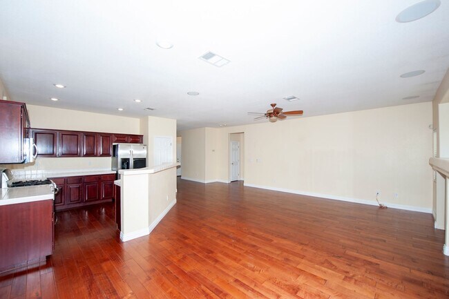 Building Photo - 10338 Queens Church Ave