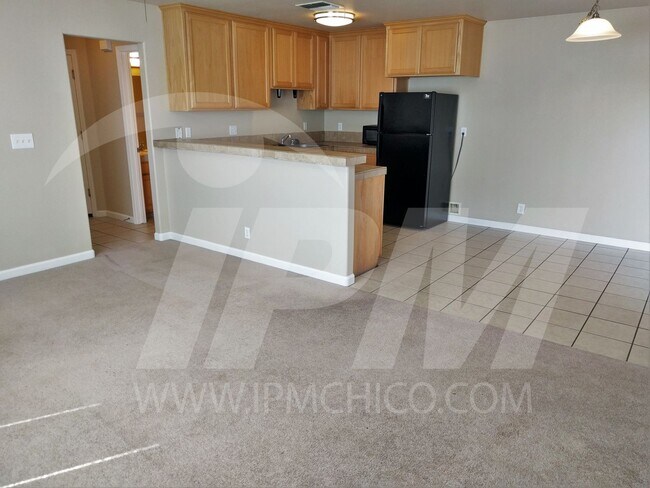 Building Photo - 583 Morgan Dr