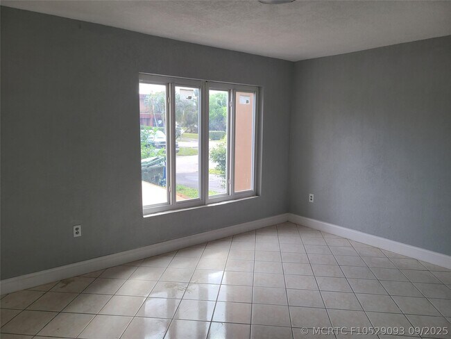 Building Photo - 2775 NW 194th Terrace