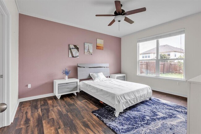 Building Photo - 128 Kavanaugh St