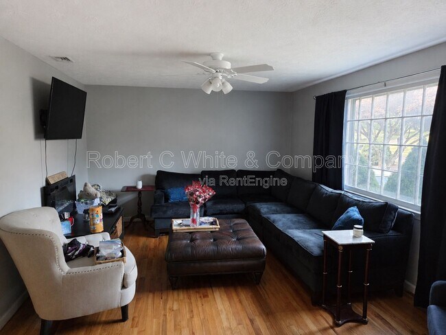 Building Photo - 23 Regency Ct