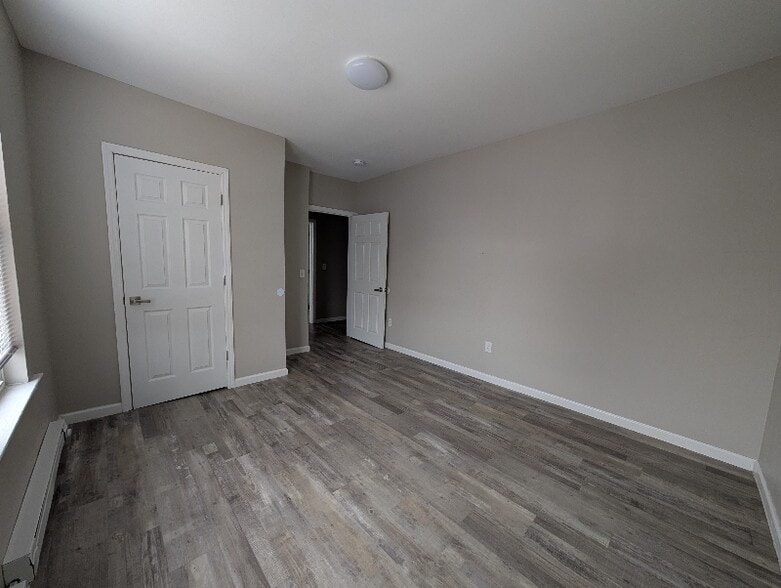 Building Photo - 421 Washington St