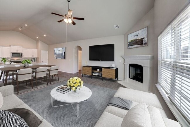 Building Photo - 3/2/2 Brand New Luxury Patio Home