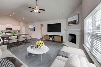 Building Photo - Lawn Care Included! 3/2/2 Luxury Patio Home Broken Arrow