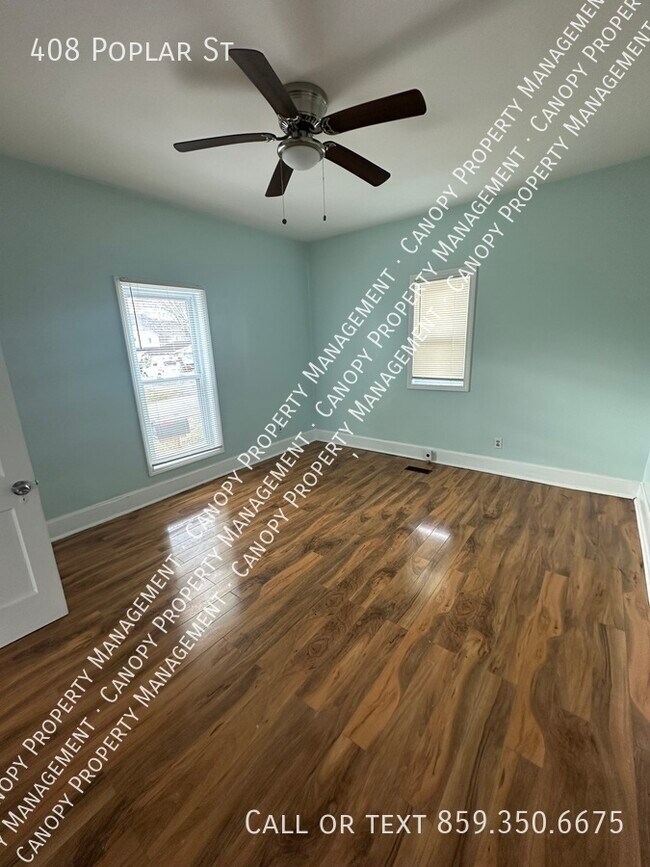 Building Photo - 408 Poplar St