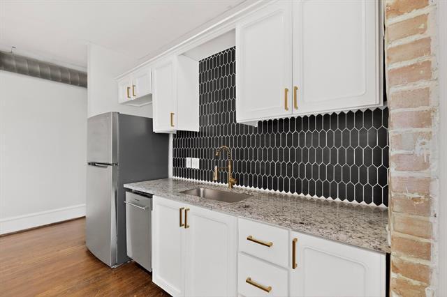 Building Photo - 1000 N Carroll Ave