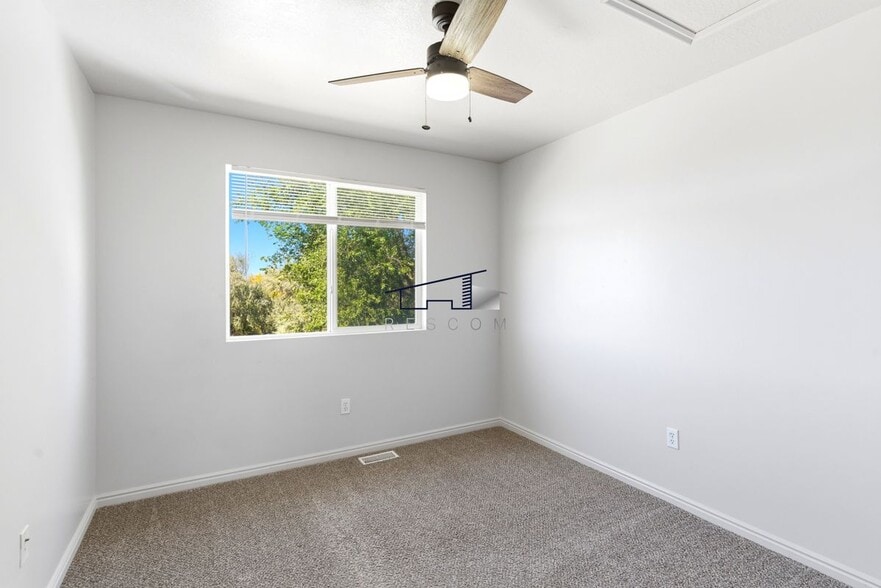 Building Photo - 2846 W 3965 S