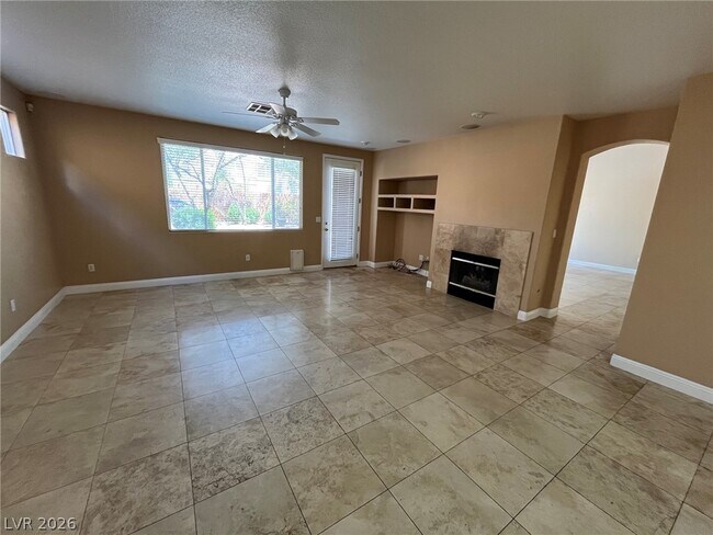 Building Photo - 11000 Pine Knolls Ct