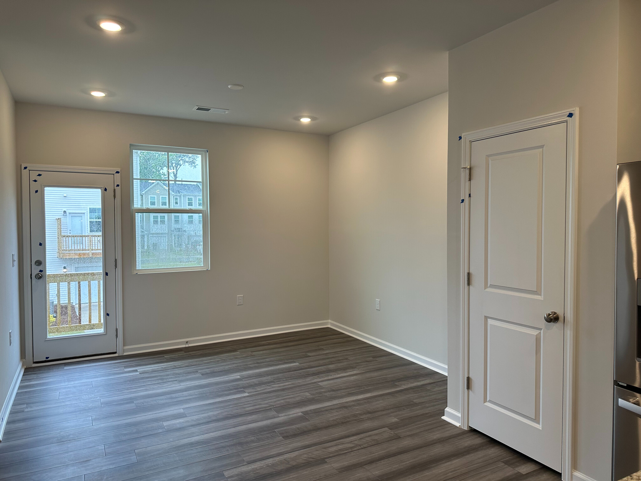 Building Photo - Room in Townhome on Kasota Ln