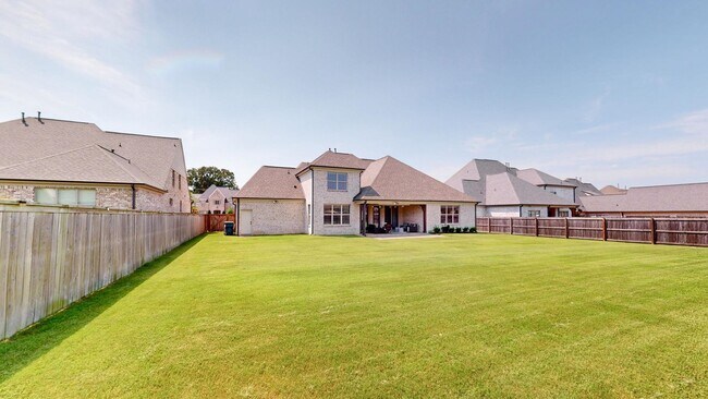 Building Photo - 4762 Magnolia Pk Cir W