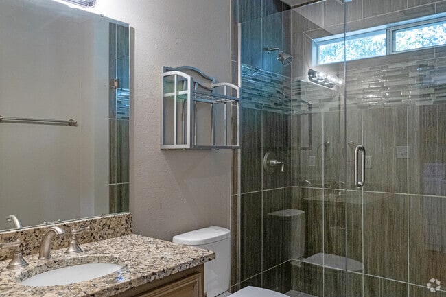 #1 3BR, 3BA-1500SF, Master Bath - Ashburn Hills