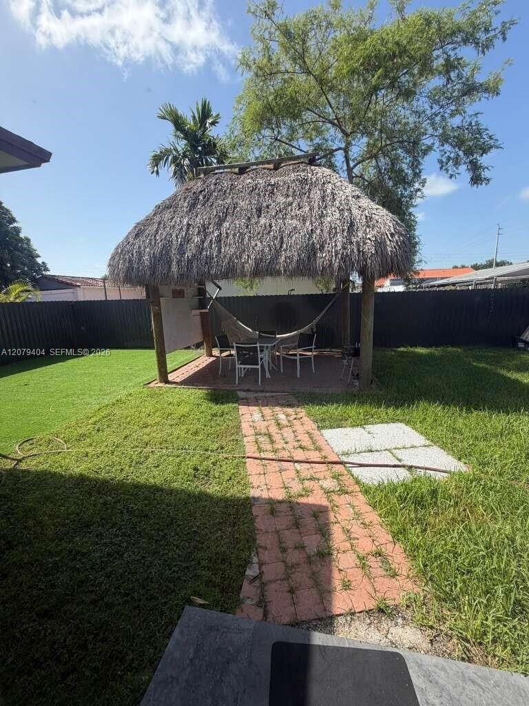 Building Photo - 8880 SW 25th St