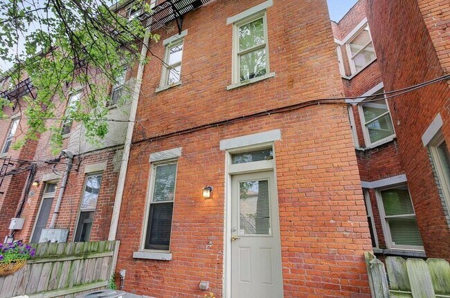 Building Photo - 34 Buttles Ave