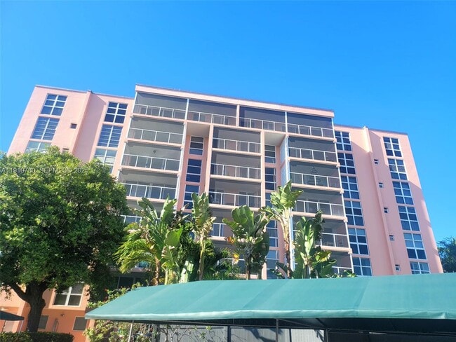 Primary Photo - 1750 E Las Olas Blvd